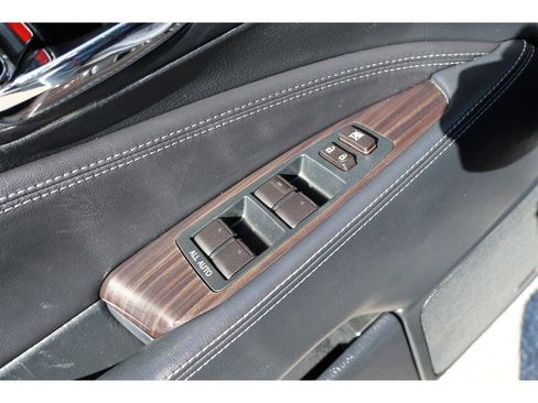 Used 2013 Lexus LS 460 AWD image 32