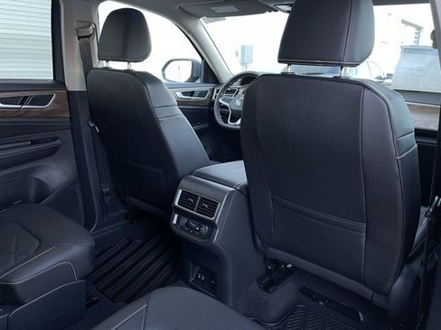 New 2026 Volkswagen Atlas SE image 29