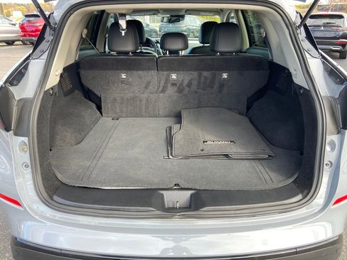 Used 2024 Nissan Murano SV w/ SV Midnight Edition Package image 18