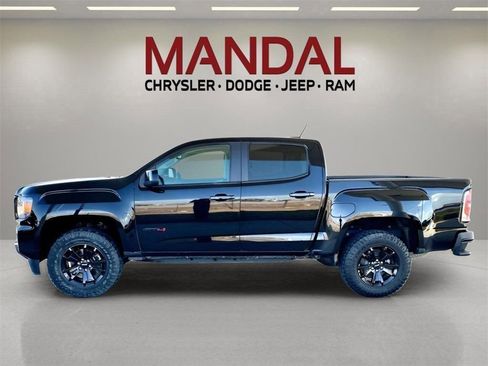 Used 2022 GMC Canyon AT4 image 9