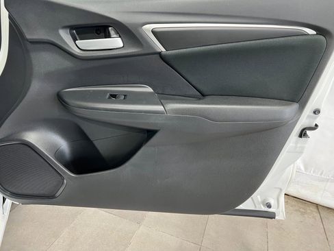 Used 2019 Honda Fit LX image 17