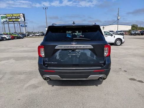 Certified 2023 Ford Explorer Platinum w/ Technology Package image 5