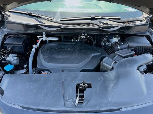 Used 2024 Honda Odyssey Sport image 31
