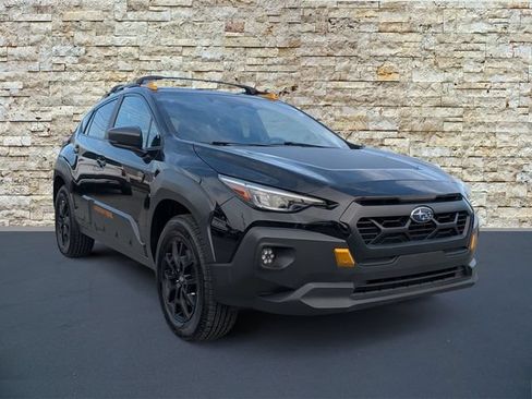 Used 2024 Subaru Crosstrek 2.5i Wilderness AWD/4WD image 2