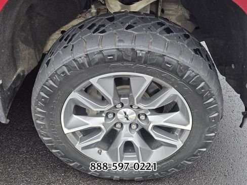 Used 2019 Chevrolet Silverado 1500 RST AWD/4WD image 12