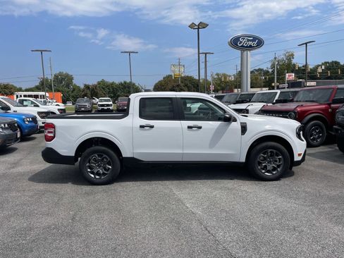 New 2025 Ford Maverick XLT w/ XLT Luxury Package image 2