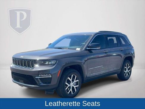 Certified 2025 Jeep Grand Cherokee Limited AWD/4WD image 5