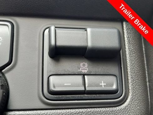 Used 2022 Chevrolet Suburban High Country w/ Max Trailering Package AWD/4WD image 18