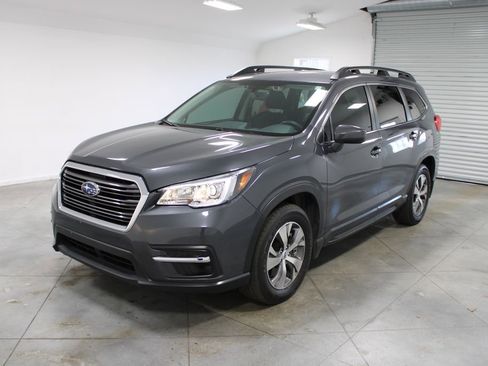 Used 2020 Subaru Ascent Premium w/ Convenience Package image 4