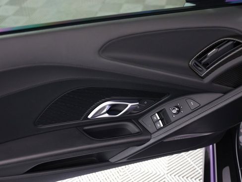 Used 2017 Audi R8 V10 w/ Carbon Exterior Package image 22