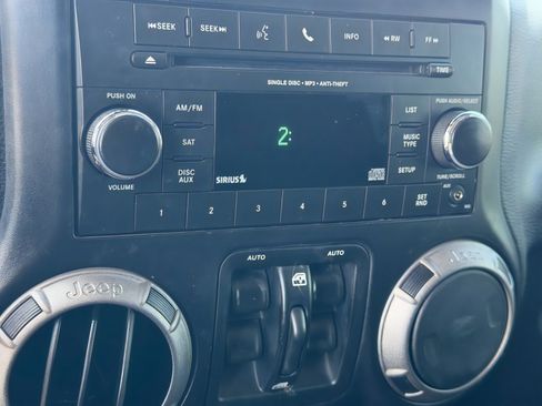 Used 2012 Jeep Wrangler Unlimited Sport image 24