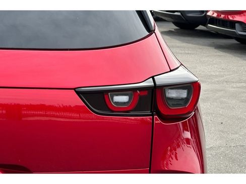 Used 2025 MAZDA CX-50 AWD 2.5 Hybrid w/ Premium Pkg image 14