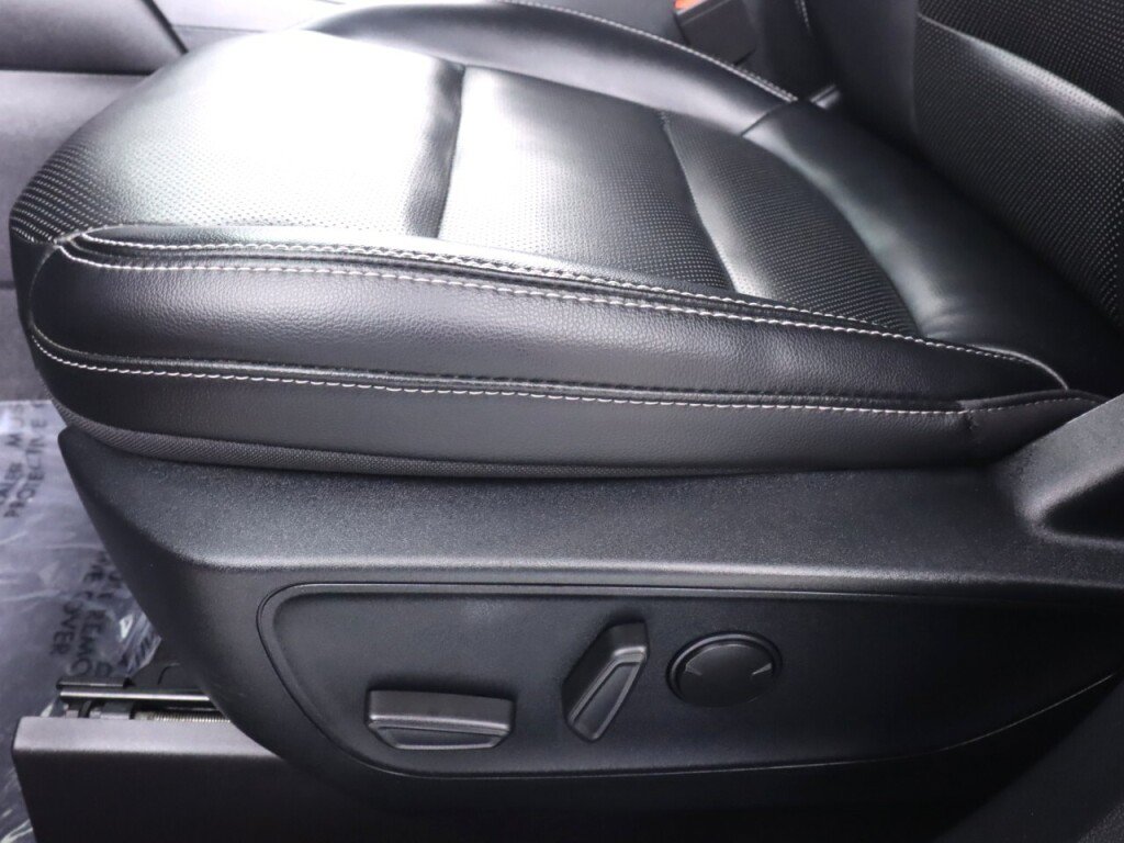 Used 2021 Ford Escape SEL w/ Technology Package AWD/4WD image 33