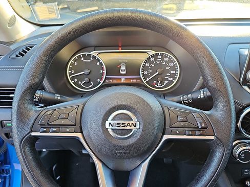Used 2023 Nissan Sentra SV image 19