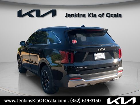 New 2026 Kia Sorento S w/ S Panoramic Sunroof Package image 5