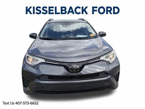 Used 2018 Toyota RAV4 LE image 9