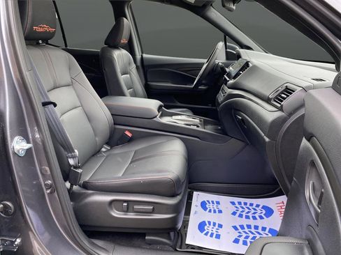 Used 2025 Honda Ridgeline TrailSport image 40