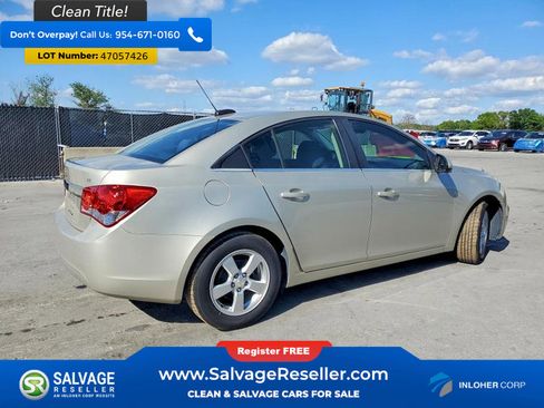 Used 2016 Chevrolet Cruze LT image 4