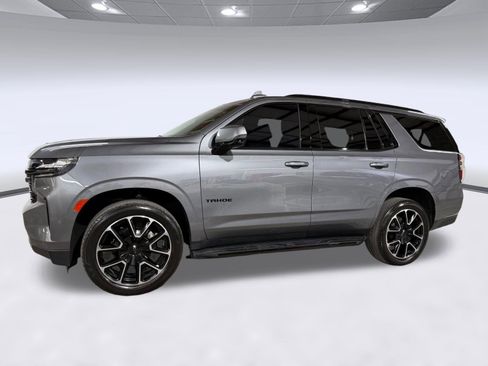 Used 2022 Chevrolet Tahoe RST w/ Luxury Package RWD image 2