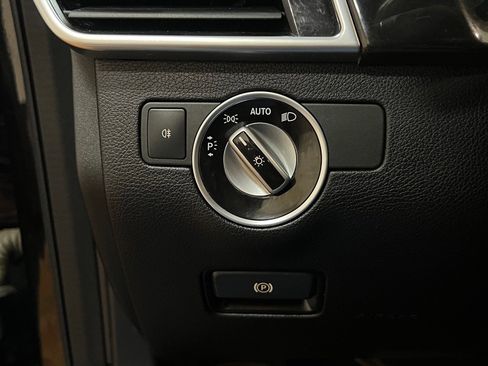 Used 2018 Mercedes-Benz GLE 350 4MATIC w/ Premium 1 Package image 23