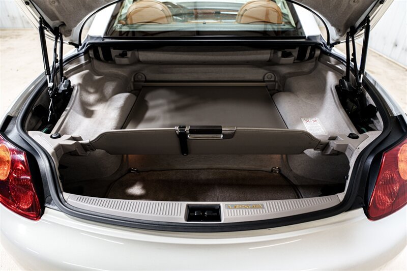 Used 2005 Lexus SC 430 Convertible RWD image 7