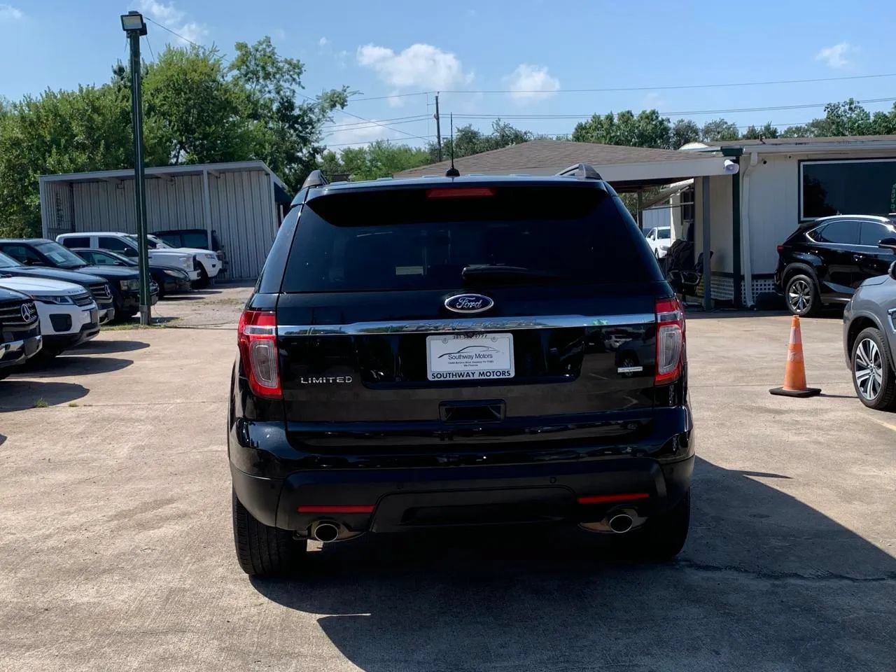 Used 2013 Ford Explorer Limited AWD/4WD image 6