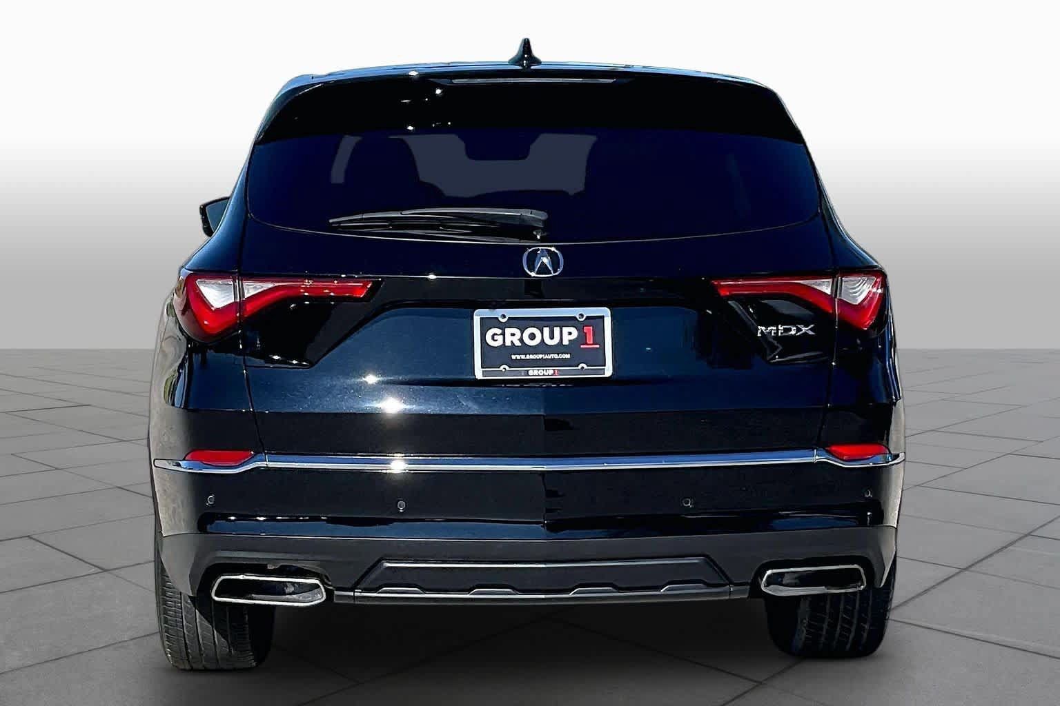 Certified 2023 Acura MDX w/ Technology Package AWD/4WD image 5