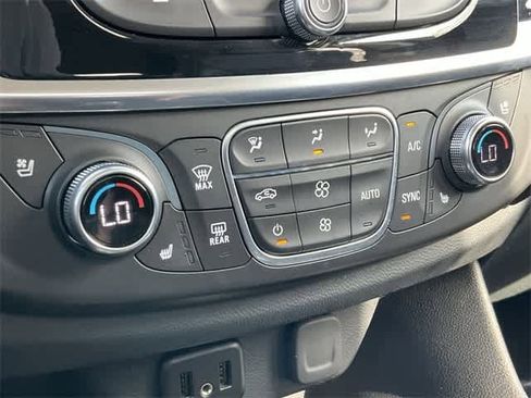 Used 2019 Chevrolet Traverse Premier w/ Redline Edition image 23