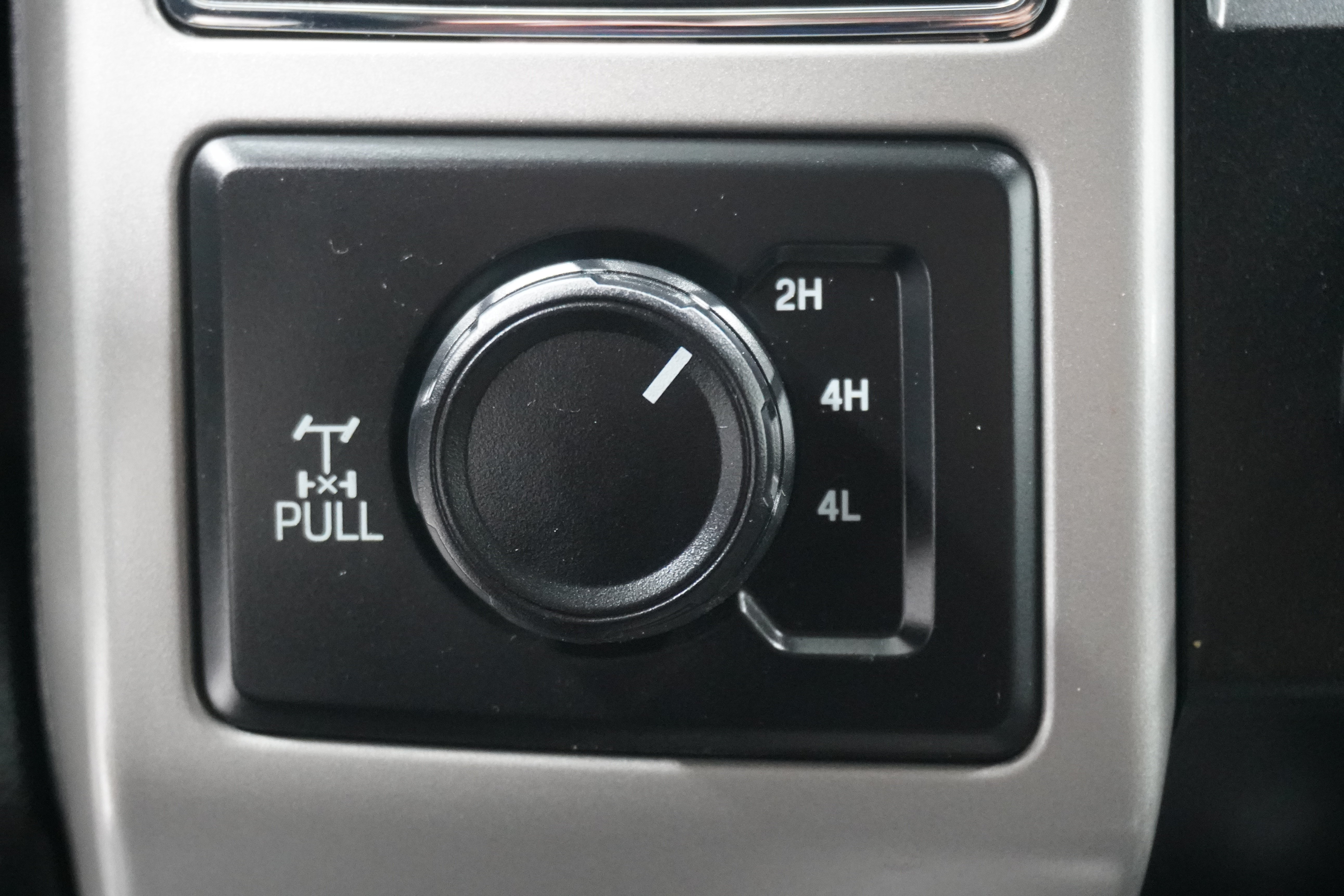 Used 2019 Ford F250 Lariat w/ Lariat Ultimate Package AWD/4WD image 23
