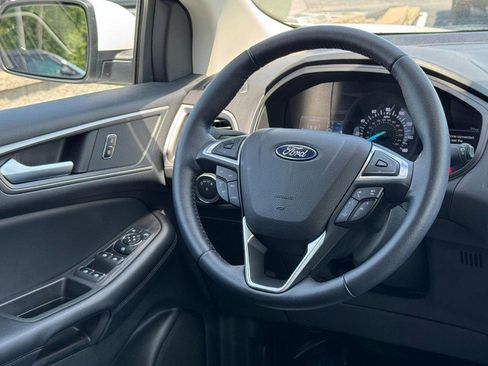 Used 2023 Ford Edge SEL w/ Convenience Package AWD/4WD image 12