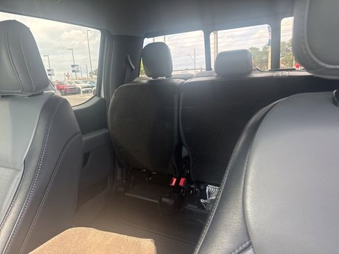 Used 2021 Ford F150 Lariat w/ Max Trailer Tow Package image 15