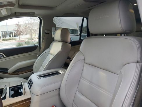 Used 2016 GMC Yukon Denali w/ Open Road Package image 33