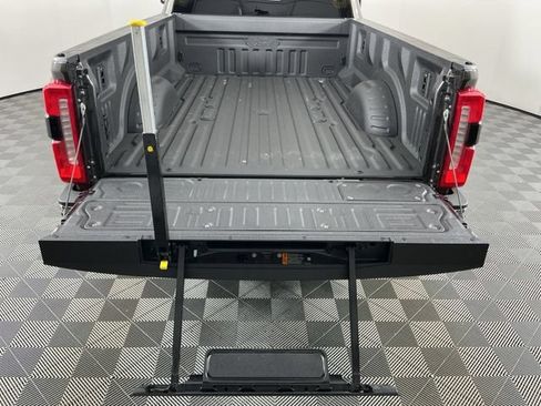 Certified 2025 Ford F450 King Ranch w/ Chrome Package AWD/4WD image 8