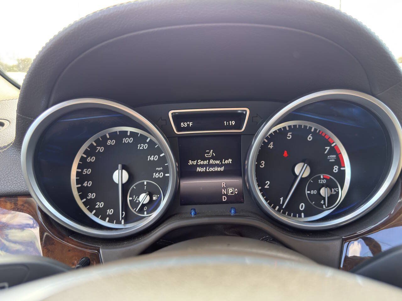 Used 2014 Mercedes-Benz GL 550 4MATIC w/ Driver Assistance Package image 12