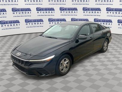 Certified 2025 Hyundai Elantra SE
