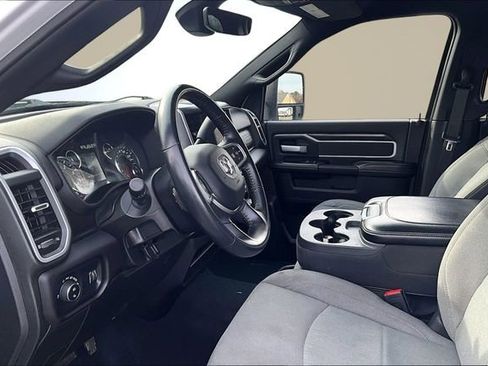 Used 2024 RAM 2500 Big Horn image 18
