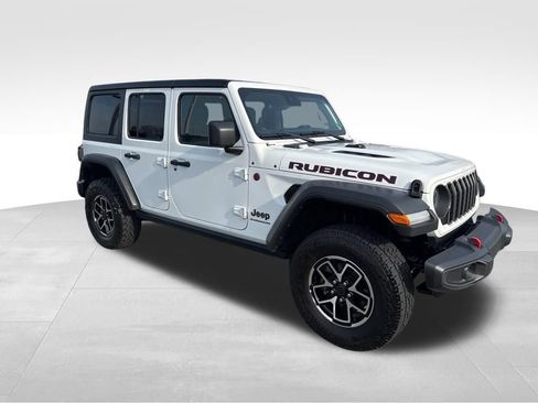 Used 2024 Jeep Wrangler Unlimited Rubicon AWD/4WD image 8