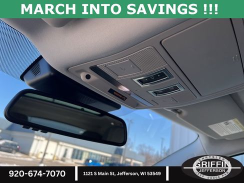 Used 2017 Jaguar F-PACE R-Sport image 24