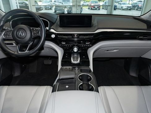 Used 2022 Acura MDX FWD w/ Technology Package image 2