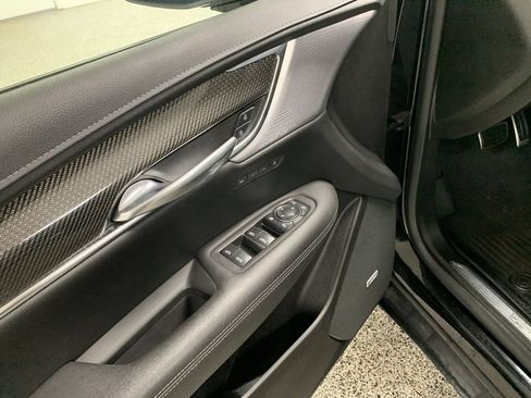 Used 2021 Cadillac XT5 Sportv AWD/4WD image 11