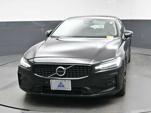 Used 2024 Volvo S60 B5 Plus w/ Climate Package AWD/4WD image 3