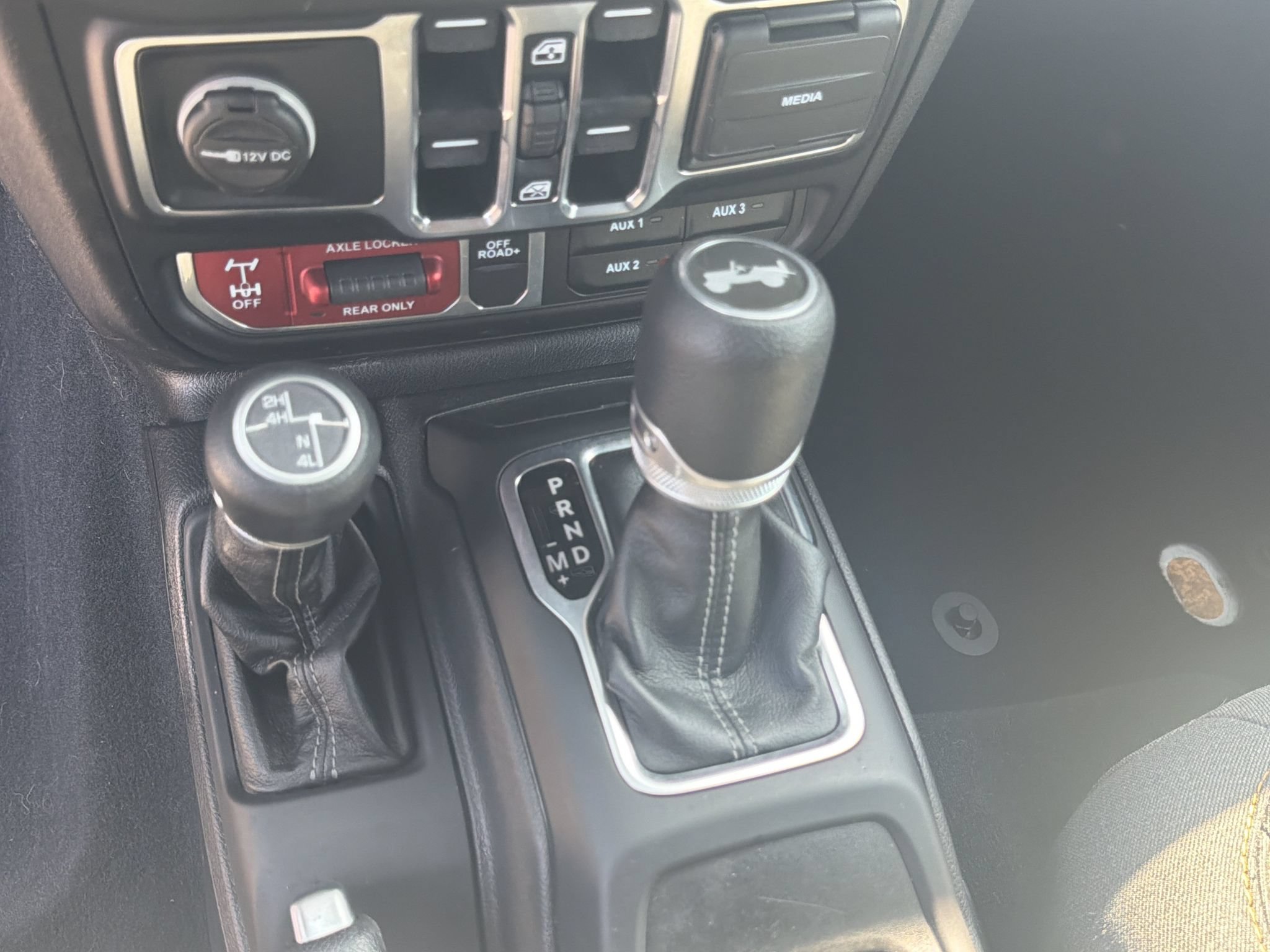 Used 2024 Jeep Wrangler Unlimited Sport AWD/4WD image 29