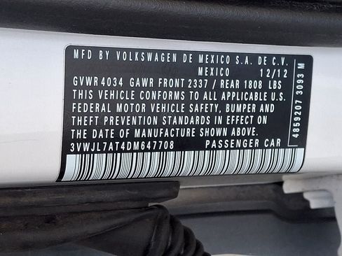 Used 2013 Volkswagen Beetle TDI FWD image 27