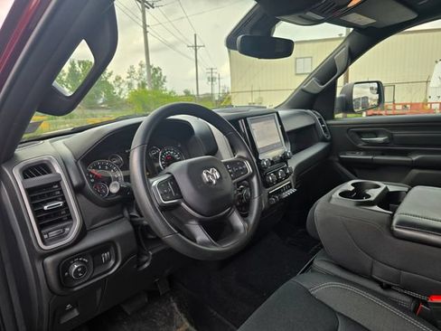 Used 2025 RAM 1500 Tradesman AWD/4WD image 12