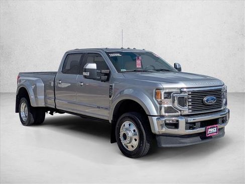 Used 2020 Ford F450 Lariat w/ Lariat Ultimate Package image 3