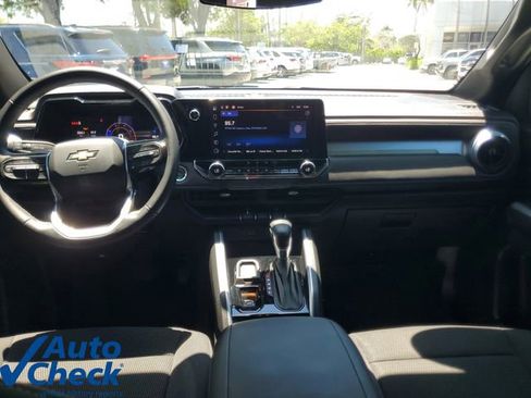 Used 2024 Chevrolet Colorado LT w/ LT Convenience Package RWD image 15