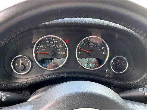 Used 2017 Jeep Wrangler Unlimited Sport w/ Connectivity Group AWD/4WD image 17