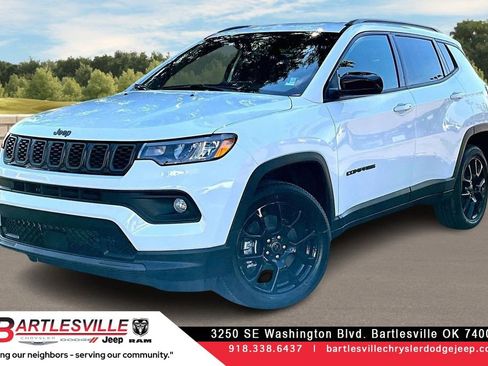 New 2026 Jeep Compass Latitude image 1