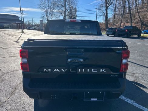 Used 2023 Ford Maverick XLT w/ Equipment Group 300A Standard image 4