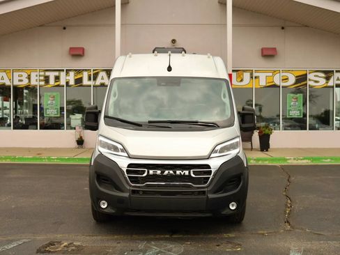 Used 2024 RAM ProMaster 3500 w/ Leather Interior Group FWD image 2